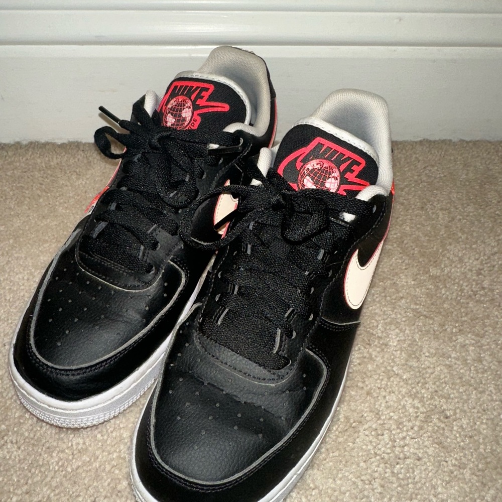 NIKE WORLDWIDE RARE AIR FORCES